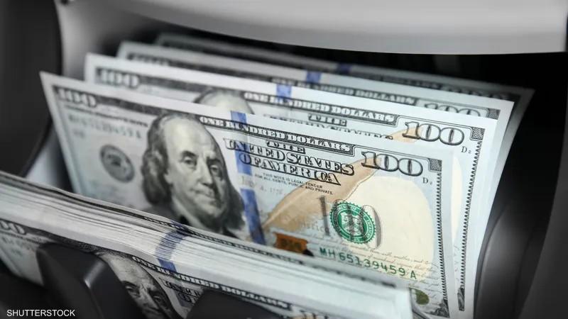 بعد مرور 40 يومًا من تحريره.. استقرار سعر الدولار عند 48.5 جنيه