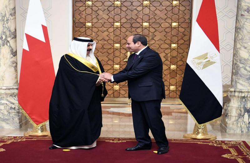 خط أحمر