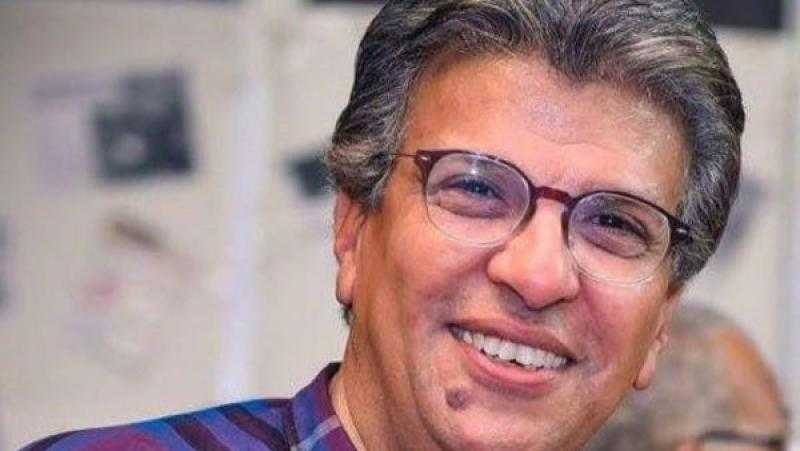 بعد اتهامه بالكفر والإلحاد.. خالد منتصر يكشف حقيقة منع شرب ماء زمزم