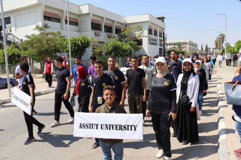 ”مصر آمنة سالمة” شعار مهرجان الأنشطة الطلابية بجامعة السويس
