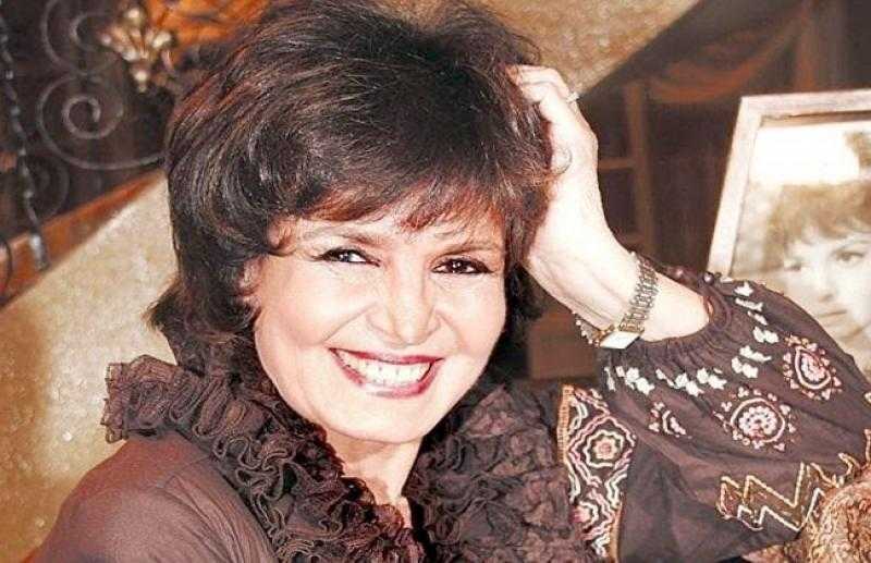 بصحى الفجر وبحضر أكل للعصافير واليمام.. سميرة أحمد تكشف عن طقوس حياتها اليومية