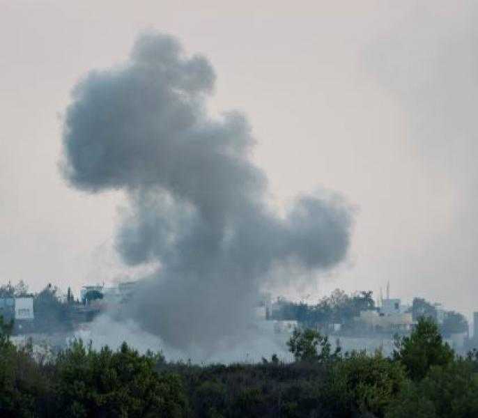 حزب الله يطلق صواريخ على تجمعات لقوات إسرائيلية وتجهيزات تجسسية للاحتلال