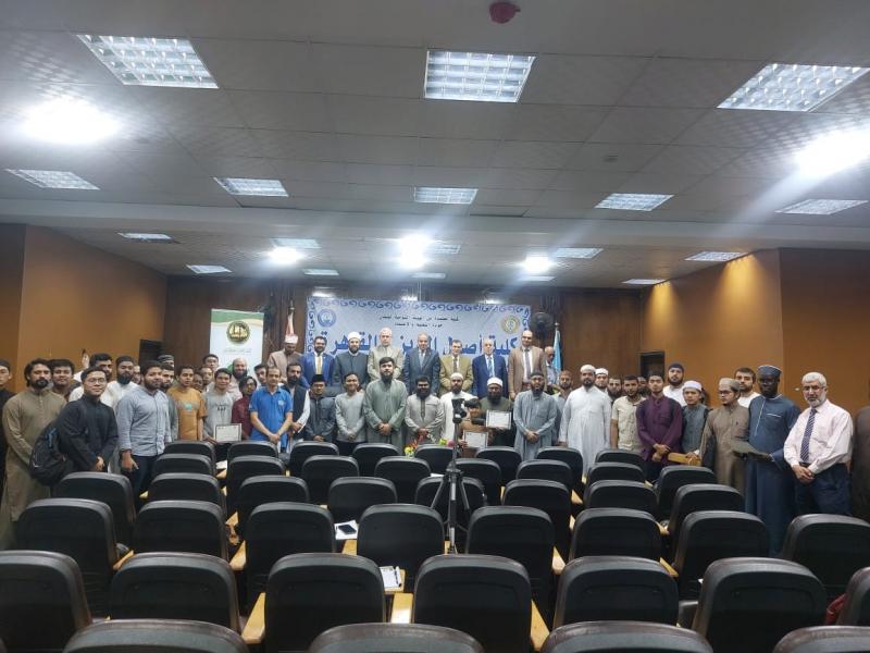 «سفراء الأزهر» يختتم البرنامج التدريبي «التخريج ودراسة الأسانيد» بالتعاون مع كلية أصول الدين بالقاهرة |صور