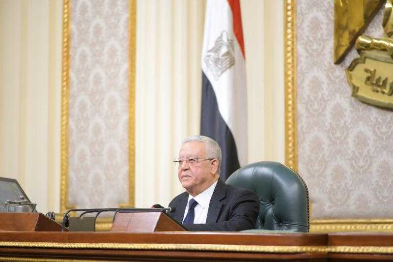 ”النواب” يوافق على أخذ رأي الأزهر في تشكيل لجان الرقابة الشرعية بشركات التأمين