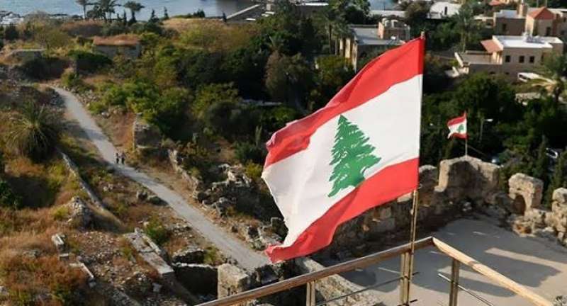 خط أحمر