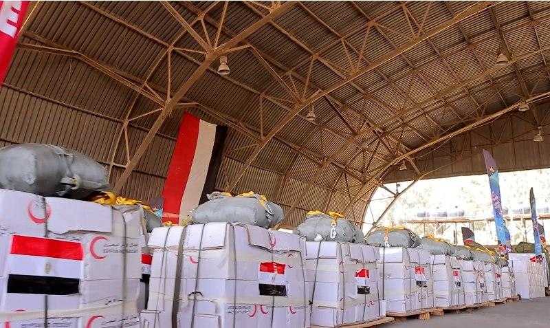 المتحدث العسكري: مصر تواصل أعمال الجسر الجوي اليومي لإسقاط المساعدات الإنسانية على شمال غزة.. صور