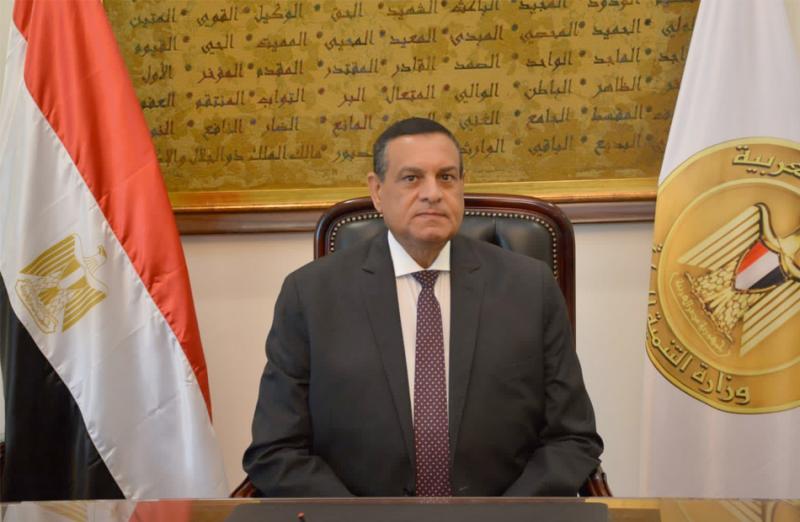 خط أحمر