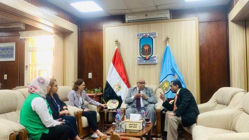 رئيس جامعة الأقصر يبحث التعاون المشترك مع جامعتي برلين الحرة وماربورج