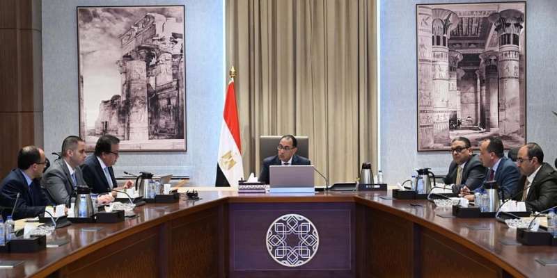 اجتماع رئيس الوزراء ووزير الصحة