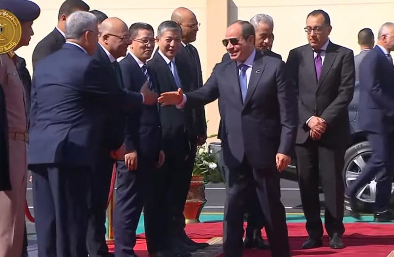 خط أحمر