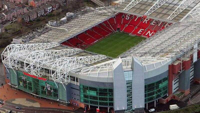 المرافق تثير غضب المالك الجديد لنادي مانشستر يونايتد