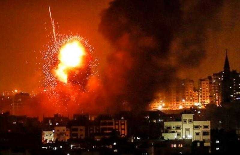 تفاصيل استهداف محطة توليد الكهرباء الوحيدة في غزة.. فيديو