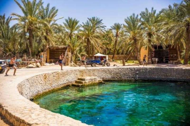 حمامات الشمس