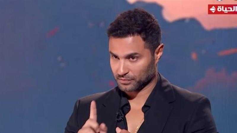 عن المساكنة.. سعاد صالح مستنكرة تصريحات كريم فهمي: أخطأ وعليه الإسراع في التوبة