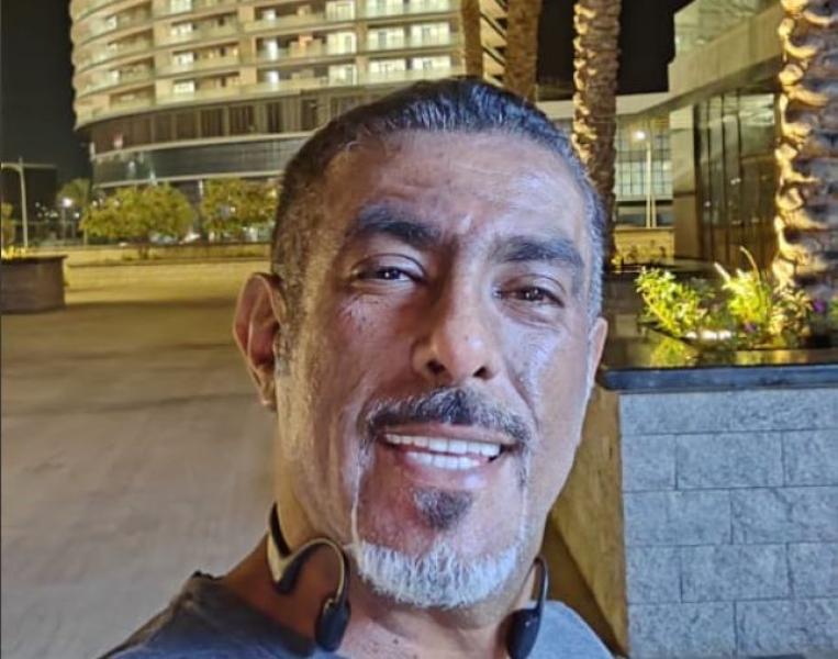 خط أحمر