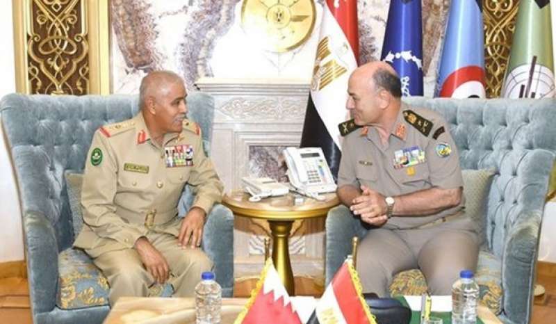  رئيس هيئة الأركان بقوة دفاع البحرين والفريق أسامة عسكر