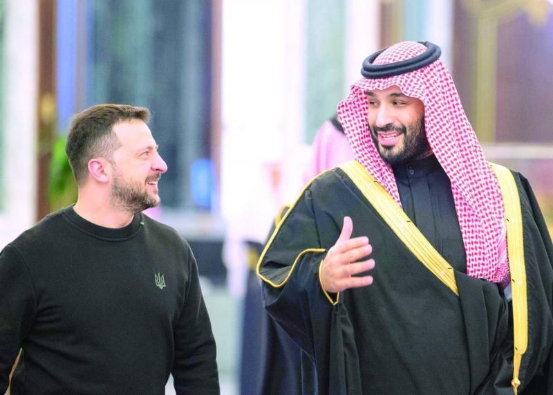 بن سلمان وزيلينسكي يبحثان هاتفيا جهود حل الأزمة الأوكرانية