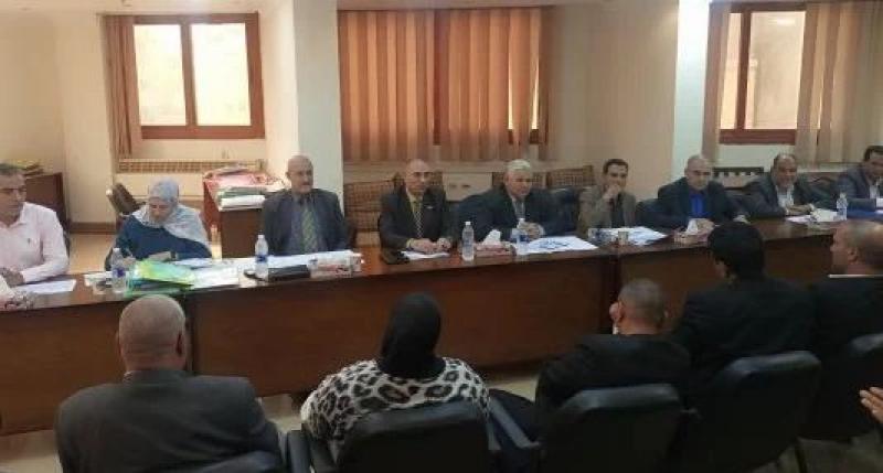 إجراء مقابلات التجديد للمكلفين بوظائف الإدارة المدرسية لمدارس التعليم الفني بكفر الشيخ
