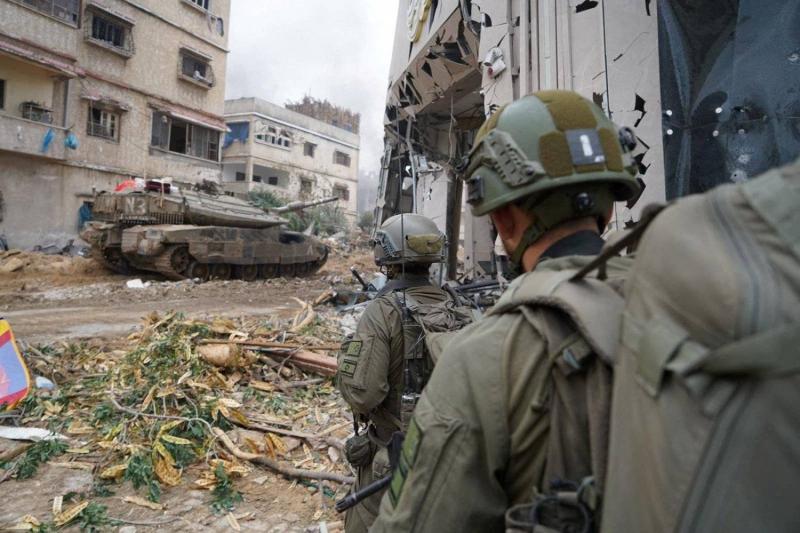 القاهرة الإخبارية: إسرائيل توسع نطاق القصف في رفح الفلسطينية