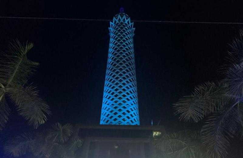 إضاءة برج القاهرة احتفالًا بأسبوع التحصين العالمي
