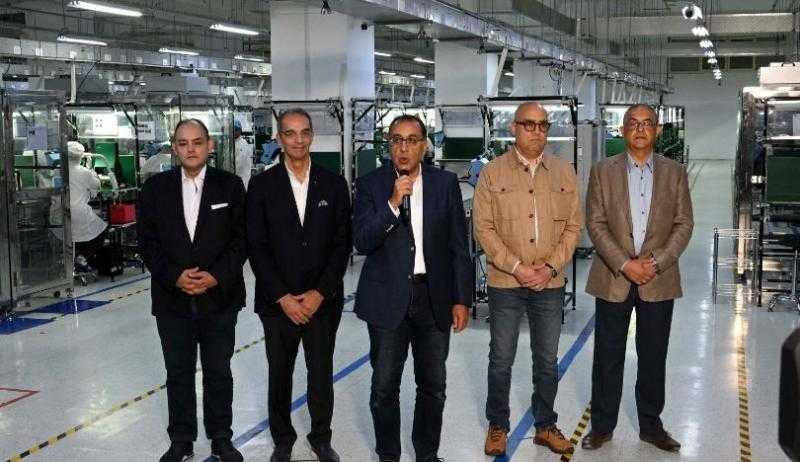 رئيس الوزراء: الحكومة تركز الفترة المقبلة على صناعة السيارات من خلال بدء خطوط إنتاج للشركات العالمية