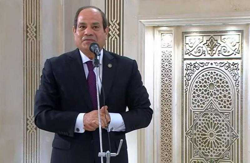 الرئيس السيسي من مسجد السيدة زينب: لدينا خطة كبيرة لتطوير مساجد آل البيت.. ويوجه بتعويض المواطنين