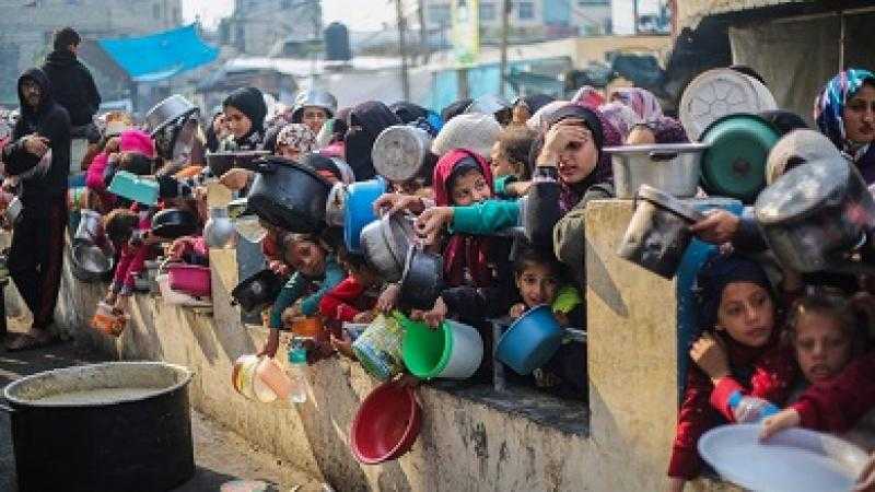 رئيس بلدية رفح: 48 ساعة تفصلنا عن المجاعة والعطش.. على العالم أن يعاملنا كبشر