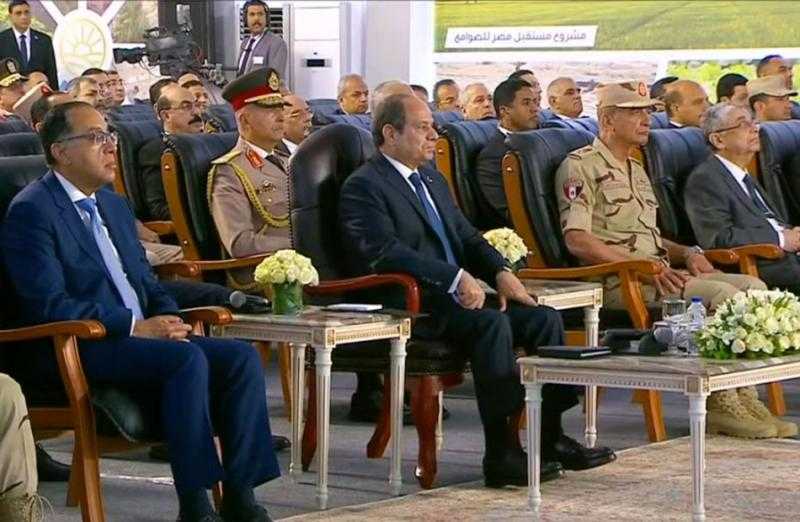 الرئيس السيسي يشاهد فيلمًا تسجيليًا حول مشروع ”مستقبل مصر للتنمية المستدامة”