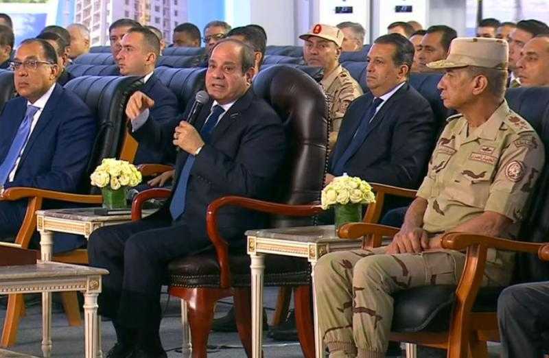 الرئيس السيسي: إنشاء شبكة الطرق هدفها خدمة مشروعات التنمية المستدامة
