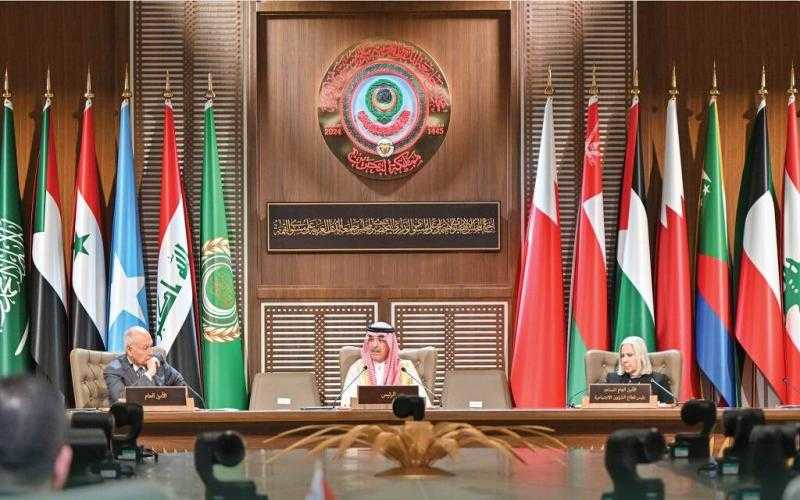 وزير المالية السعودي يترأس وفد المملكة باجتماع المجلس التحضيري للقمة العربية في البحرين