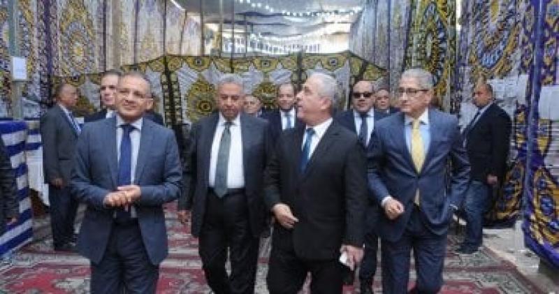 رئيس الوطنية للصحافة يتفقد انتخابات مجلسى الإدارة والجمعية العمومية بمؤسسة الأهرام
