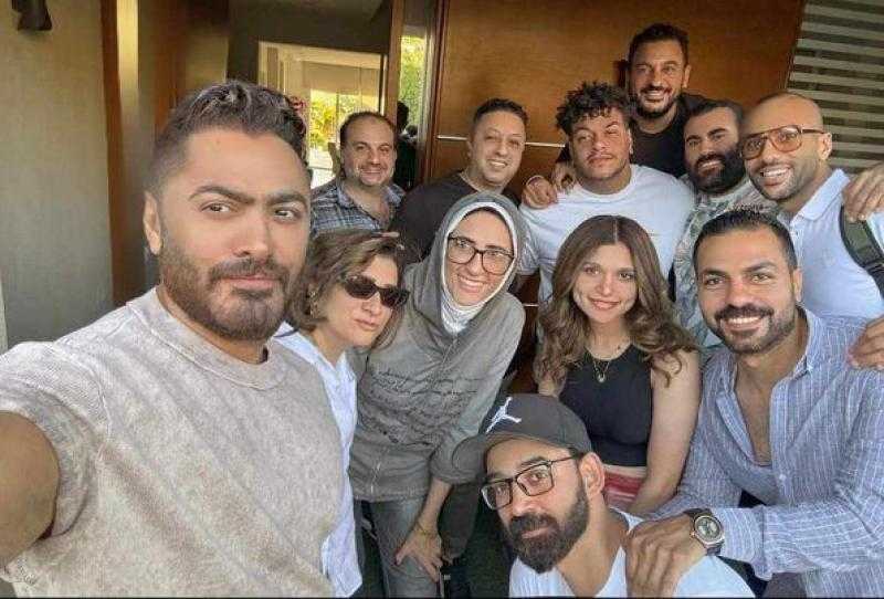 تامر حسني يُعلن انضمام عصام السقا لـ”ري ستارت” وموعد بدء التصوير| صور