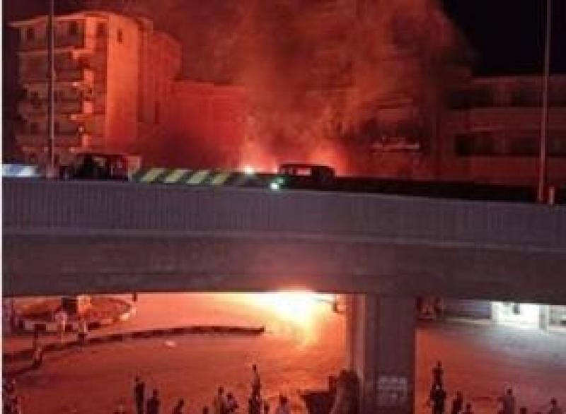 حريق ضخم يلتهم عمارة مكونة من 13 طابقا في مدينة طلخا بالدقهلية