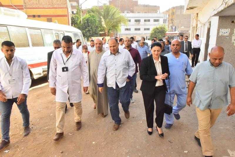 محافظ أسيوط ومساعد وزير الصحة يتفقدان موقع إنشاء مستشفى القوصية المركزي الجديد