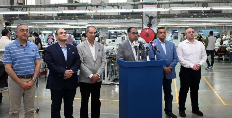 مدبولي: شغل الحكومة الشاغل اليوم هو كيف ينمو قطاع الصناعة بطريقة مطردة خلال الفترة المقبلة