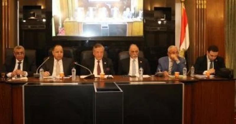المالية للنواب: 575 مليار جنيه مخصصات الأجور فى الموازنة الجديدة
