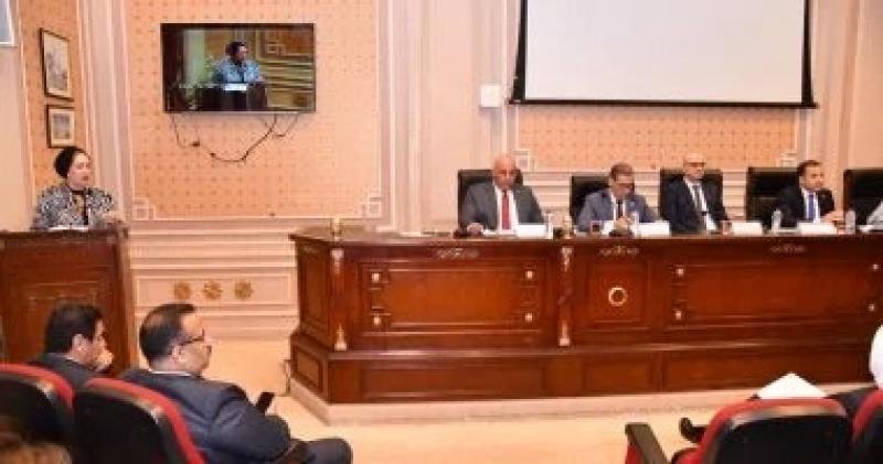 4 توصيات لـ”اتصالات النواب” لسلامة الراكبين بشركات النقل الذكى أوبر وكريم