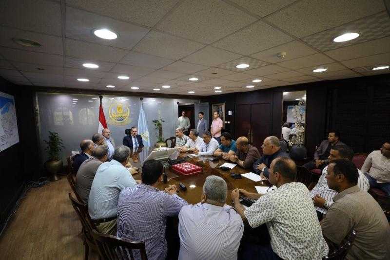 محافظ كفر الشيخ يناقش أعمال تحديد الكتل المبينة القريبة من الأحوزة العمرانية
