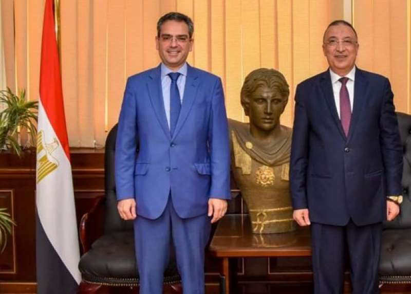 خط أحمر