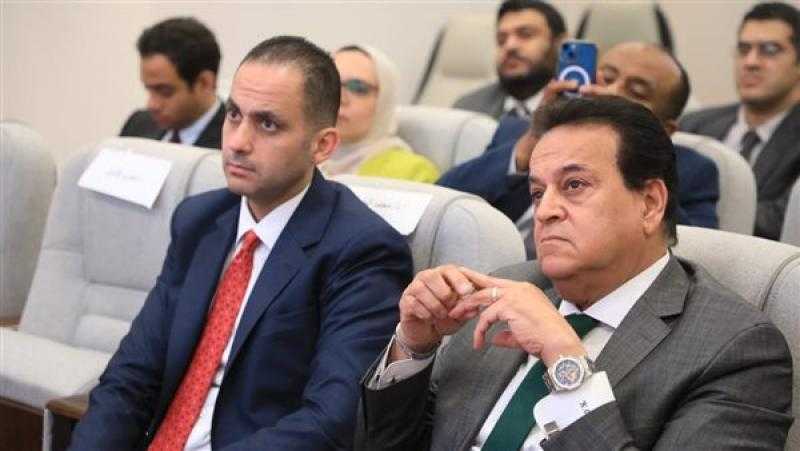 وزير الصحة يفتتح الدورة التدريبية ”الكبسولات الإدارية في الإدارة المعاصرة”