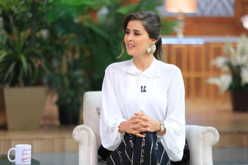 عائشة بن أحمد تكشف سر العزوبية: أنا ست جبانة بهرب من الحب.. خايفة اتوجع
