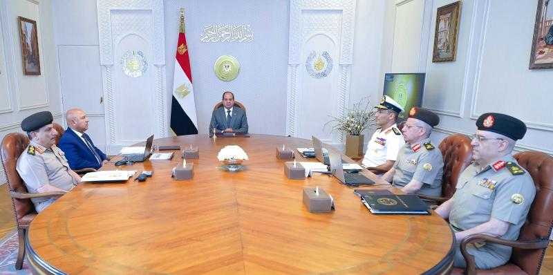 الرئيس السيسي يطلع على تطورات العمل في إنشاء وتحديث وتشغيل الموانئ على مستوى الجمهورية