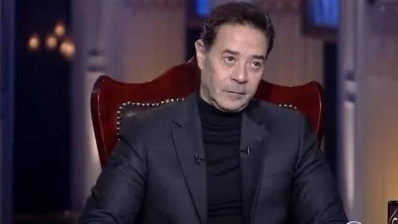 مدحت صالح يستقبل عزاء شقيقه اليوم