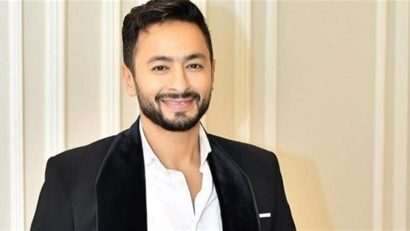 حمادة هلال.. أول المشاركين فى ”ليلة النكد” بالكويت
