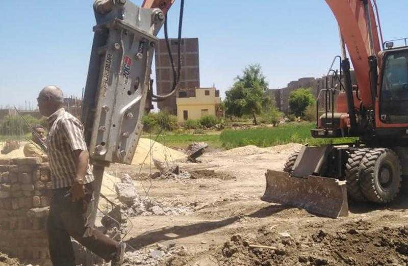 الغربية تزيل 20 تعديا على الزراعات وأملاك الدولة وبناء مخالف