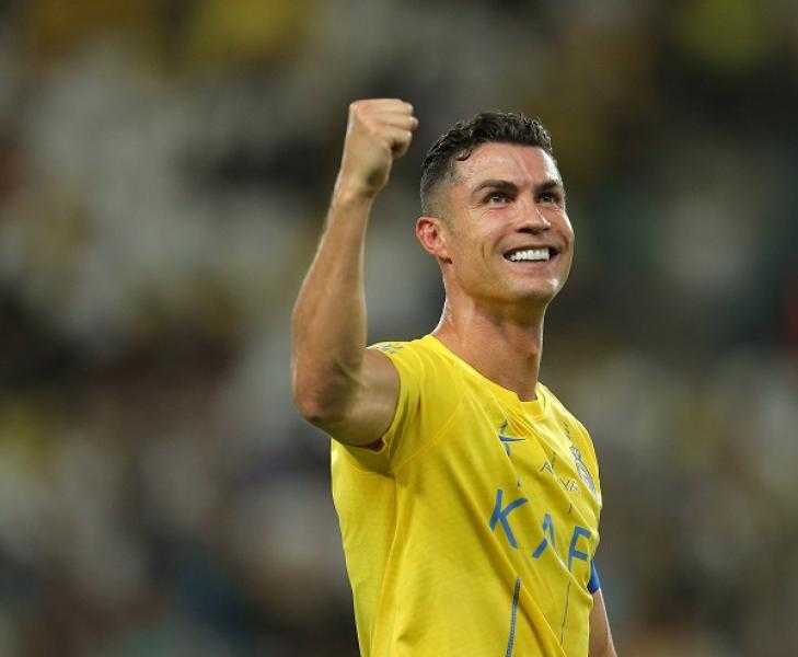 رونالدو يقود البرتغال للفوز وديا على أيرلندا ويصل للهدف 130 دوليا