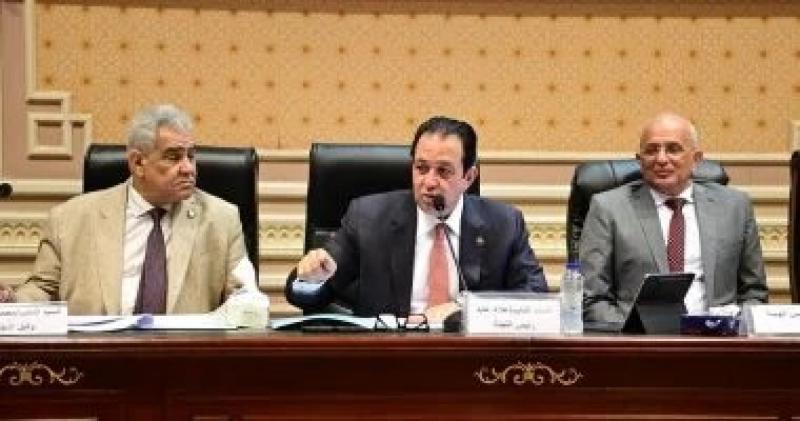 نقل البرلمان توافق على موازنة جهاز تنظيم النقل البرى الداخلى والدولى لعام 24/25