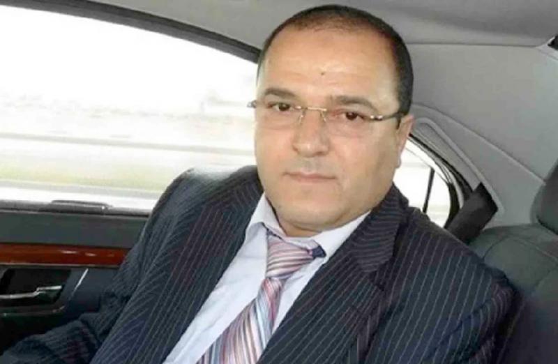 خط أحمر