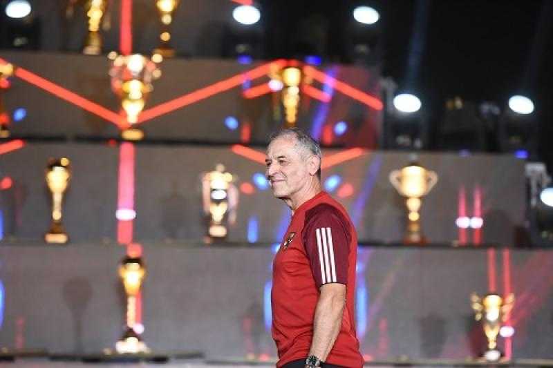 الأهلي: كولر رفض 8 ملايين دولار للرحيل عن الفريق