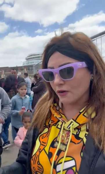 بشرى خلال الزيارة